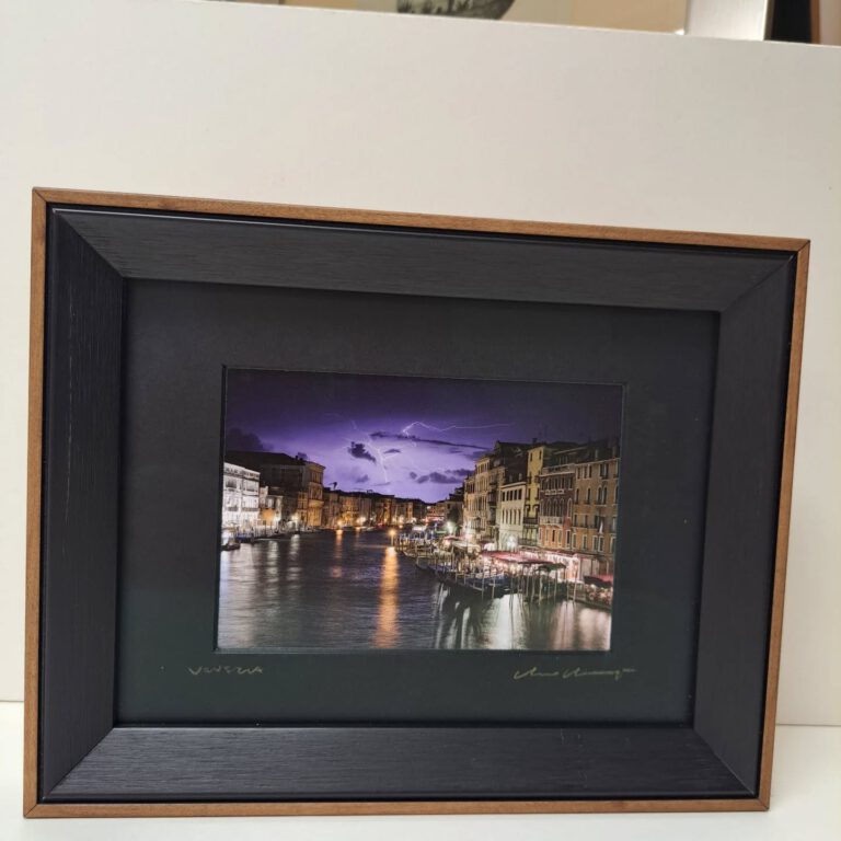 Instagram post from encadrementdallier. This post is in position 1.